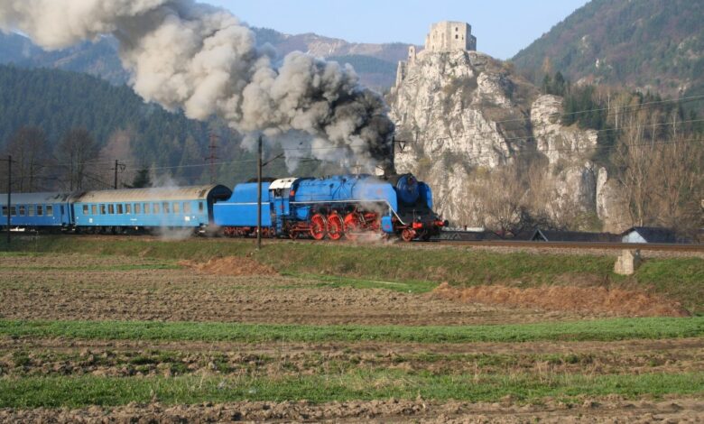 Rychlíková lokomotiva Československých státních drah Albatros 498.022