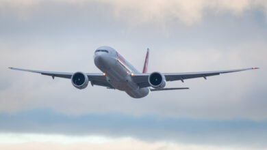 boeing 777 se speciální žraločí folií